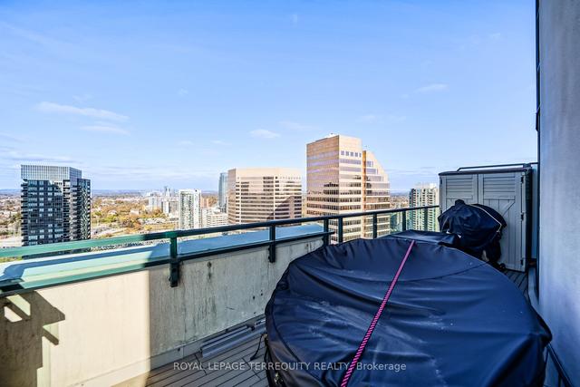 lrg 7 - 7 Lorraine Dr, Condo with 2 bedrooms, 3 bathrooms and 2 parking in Toronto ON | Image 35