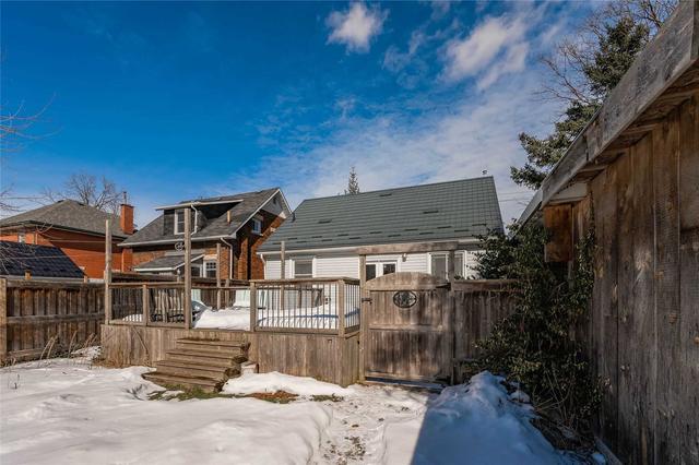 608 Woolwich St, House detached with 3 bedrooms, 2 bathrooms and 5 parking in Guelph ON | Image 31