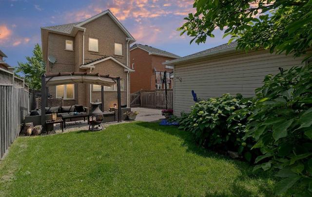 2612 Castle Hill Cres, House detached with 3 bedrooms, 4 bathrooms and 3 parking in Oakville ON | Image 20