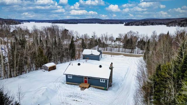 1843 South Baptiste Lake Rd, House detached with 2 bedrooms, 3 bathrooms and 16 parking in Hastings Highlands ON | Image 23