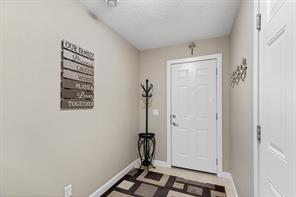 63 Redstone Circle Ne, Home with 3 bedrooms, 2 bathrooms and 2 parking in Calgary AB | Image 27