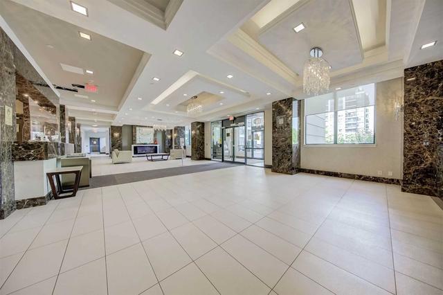 711 - 376 Highway 7 Ave E, Condo with 1 bedrooms, 1 bathrooms and 1 parking in Richmond Hill ON | Image 13