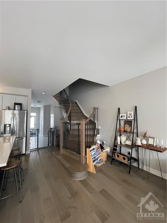 227 Sittelle Private, Townhouse with 3 bedrooms, 3 bathrooms and 2 parking in Ottawa ON | Image 4