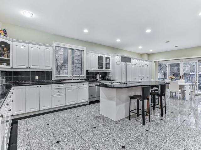 49 Arjay Cres, House detached with 4 bedrooms, 5 bathrooms and 11 parking in Toronto ON | Image 14