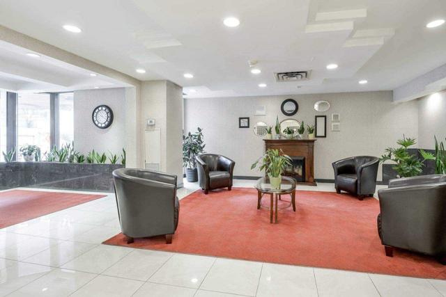 1105 - 300 Webb Dr, Condo with 1 bedrooms, 1 bathrooms and 1 parking in Mississauga ON | Image 8