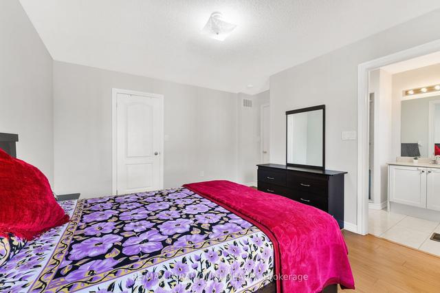 15 Miami Grve, House attached with 3 bedrooms, 4 bathrooms and 2 parking in Brampton ON | Image 19