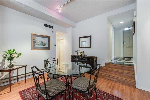 42 Irwin Ave, Townhouse with 2 bedrooms, 2 bathrooms and null parking in Toronto ON | Image 8