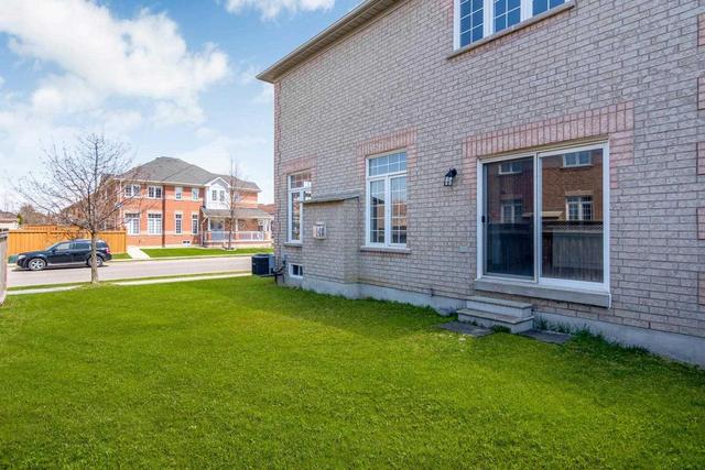 8 Tournament Dr, House detached with 4 bedrooms, 3 bathrooms and 4 parking in Brampton ON | Image 22