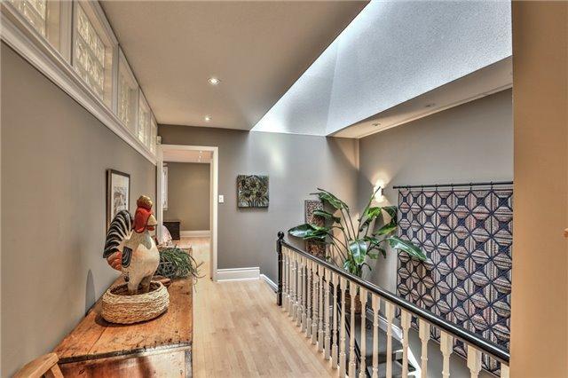 75 Forsythe St, House attached with 3 bedrooms, 3 bathrooms and 4 parking in Oakville ON | Image 12