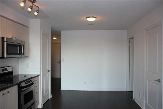 1001 - 2015 Sheppard Ave E, Condo with 1 bedrooms, 1 bathrooms and 1 parking in Toronto ON | Image 4