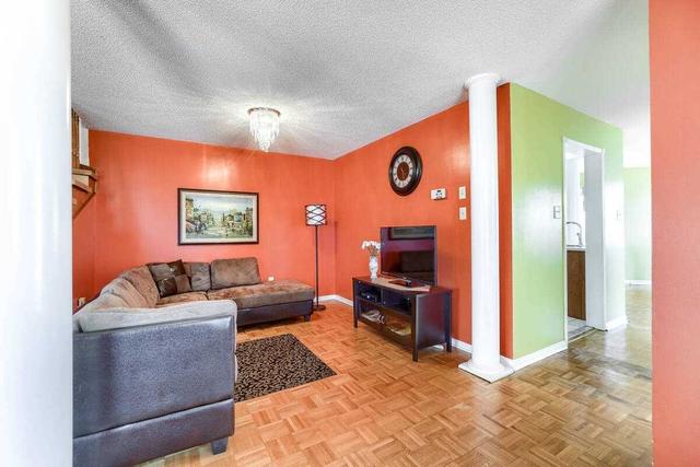 1 Tiller Tr, House semidetached with 4 bedrooms, 3 bathrooms and 4 parking in Brampton ON | Image 37