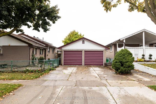 140 Vodden St E, House detached with 3 bedrooms, 2 bathrooms and 6 parking in Brampton ON | Image 37