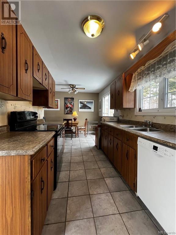 2950 Route 465, House detached with 3 bedrooms, 1 bathrooms and null parking in Weldford NB | Image 11