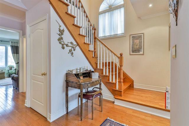 480 Kenneth Ave, House detached with 4 bedrooms, 4 bathrooms and 4 parking in Toronto ON | Image 9
