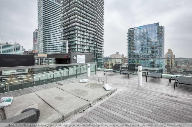2210 - 318 Richmond St W, Condo with 0 bedrooms, 1 bathrooms and 0 parking in Toronto ON | Image 16
