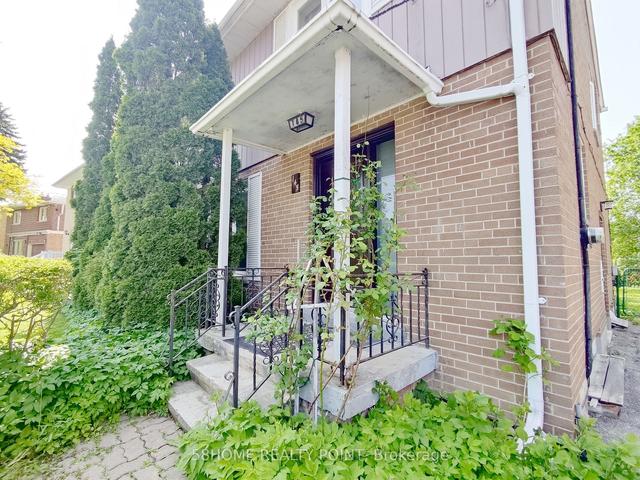 145 Yorkview Dr, House detached with 4 bedrooms, 2 bathrooms and 3 parking in Toronto ON | Image 23