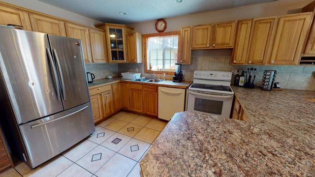 1901 Country Land Drive, House detached with 8 bedrooms, 4 bathrooms and null parking in East Kootenay B BC | Image 10