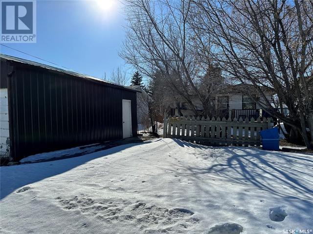 608 3rd Street, House detached with 4 bedrooms, 3 bathrooms and null parking in Humboldt SK | Image 45