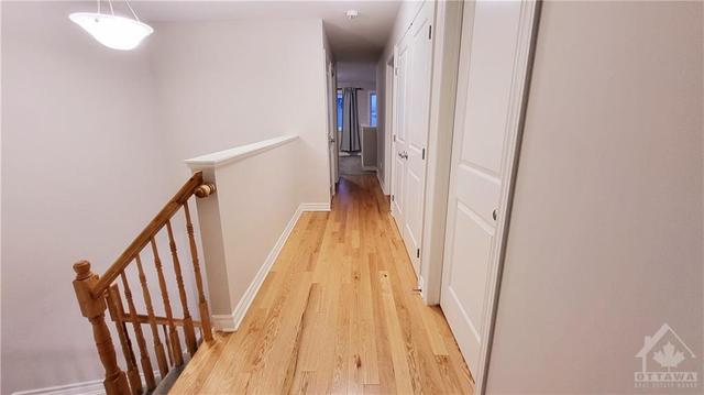759 Namur Street, Townhouse with 3 bedrooms, 3 bathrooms and 4 parking in Russell ON | Image 9