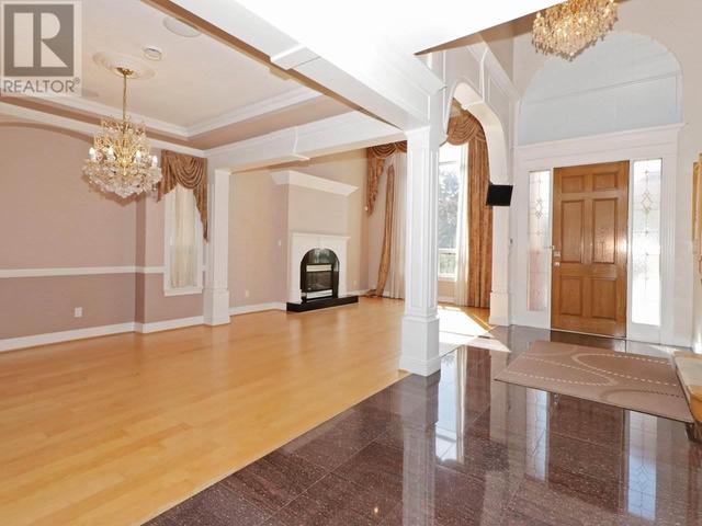 5211 Woodwards Road, House detached with 5 bedrooms, 4 bathrooms and 4 parking in Richmond BC | Image 2
