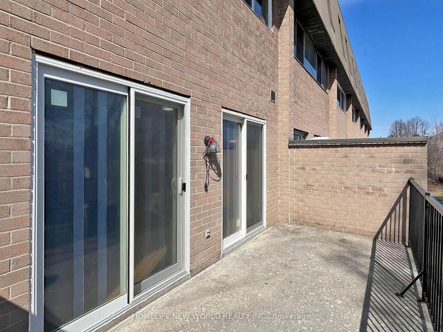 290 - 165 Cherokee Blvd, Townhouse with 3 bedrooms, 2 bathrooms and 1 parking in Toronto ON | Image 27