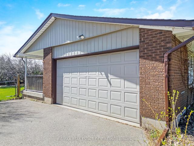 7294 Appleby Line, House detached with 3 bedrooms, 3 bathrooms and 14 parking in Milton ON | Image 36