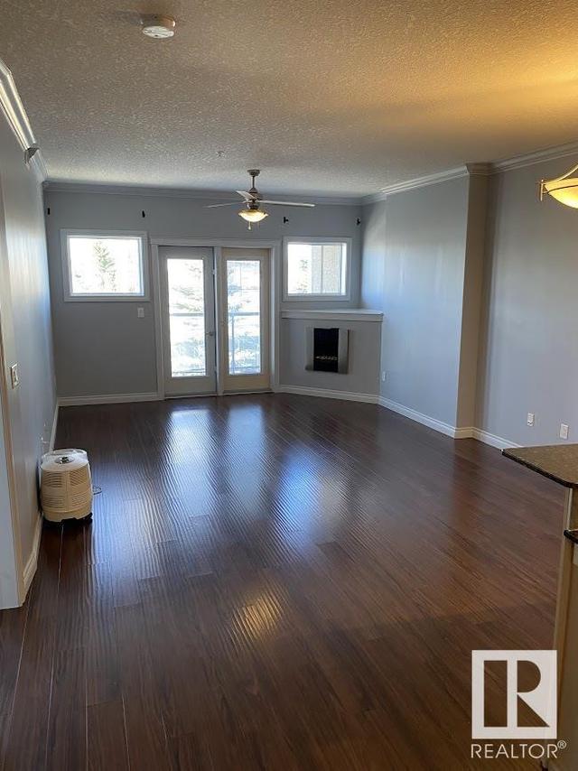 246 - 10121 80 Av Nw, Condo with 2 bedrooms, 2 bathrooms and 2 parking in Edmonton AB | Image 2