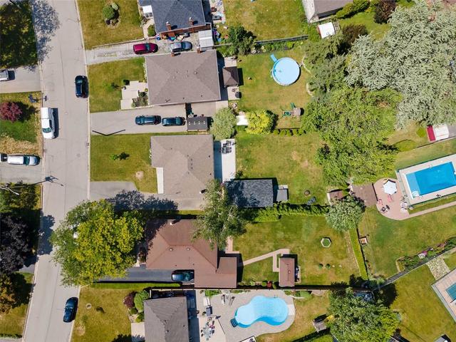 1281 De Quincy Cres, House detached with 3 bedrooms, 2 bathrooms and 2 parking in Burlington ON | Image 28