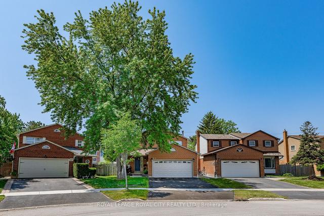 611 Clover Park Cres, House detached with 4 bedrooms, 3 bathrooms and 4 parking in Milton ON | Image 12