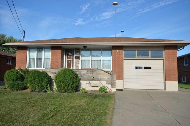 319 Kilgour Ave, House detached with 3 bedrooms, 2 bathrooms and 5 parking in Welland ON | Image 1