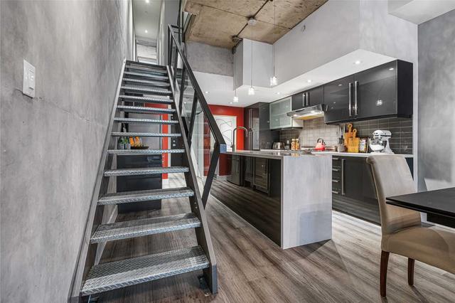 th#3 - 25 Oxley St, Townhouse with 2 bedrooms, 3 bathrooms and 1 parking in Toronto ON | Image 13