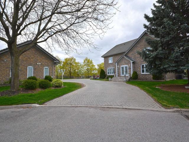 1918 Royal Credit Blvd, House detached with 4 bedrooms, 5 bathrooms and 12 parking in Mississauga ON | Image 1