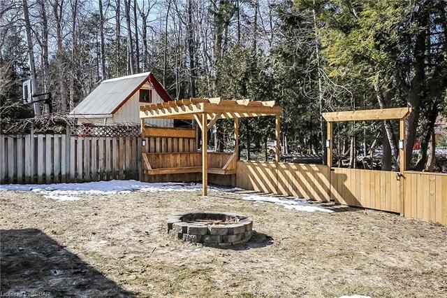 42 Innisbrook Drive, House detached with 4 bedrooms, 2 bathrooms and 5 parking in Wasaga Beach ON | Image 36