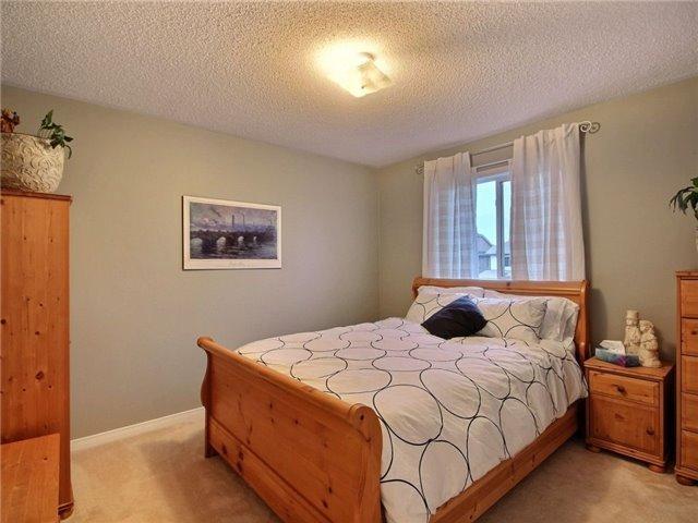 571 Phoebe Cres, House detached with 4 bedrooms, 3 bathrooms and 2 parking in Burlington ON | Image 16