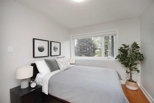 46 Cottonwood Dr, Townhouse with 2 bedrooms, 2 bathrooms and 1 parking in Toronto ON | Image 14