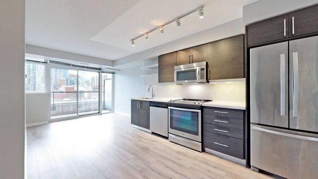 1009 - 400 Adelaide St E, Condo with 1 bedrooms, 2 bathrooms and 0 parking in Toronto ON | Image 8