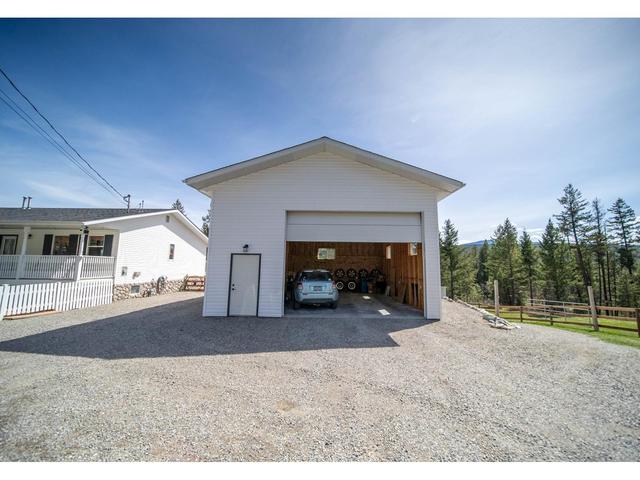 1958 Hunter Road, House detached with 3 bedrooms, 2 bathrooms and null parking in East Kootenay C BC | Image 35