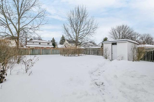 14 Colbeck Cres, House detached with 4 bedrooms, 2 bathrooms and 3 parking in New Tecumseth ON | Image 9