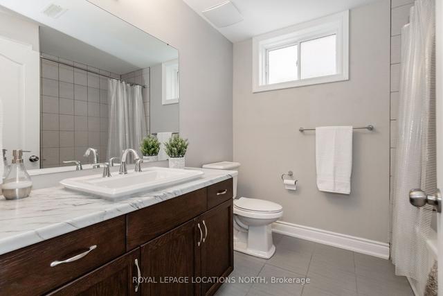 43 Lockerbie Cres, House detached with 3 bedrooms, 3 bathrooms and 6 parking in Collingwood ON | Image 32