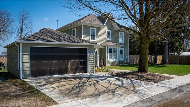 44398 Brandon Road, House detached with 3 bedrooms, 2 bathrooms and 4 parking in Huron East ON | Image 1