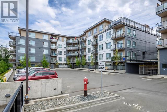 309 - 3070 Kilpatrick Ave, Condo with 2 bedrooms, 2 bathrooms and 1 parking in Courtenay BC | Image 1