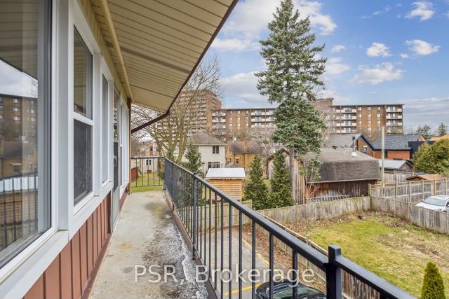 11 - 521 Park St, Condo with 1 bedrooms, 1 bathrooms and 1 parking in Kitchener ON | Image 2