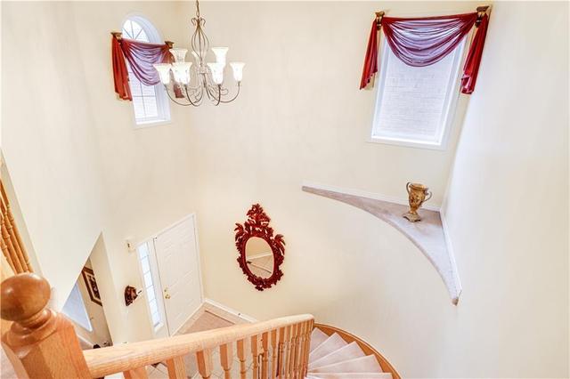 10 Ash Court, House detached with 5 bedrooms, 3 bathrooms and 4 parking in Brampton ON | Image 15