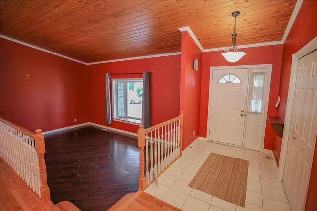 2731 Mcintosh Road, House detached with 3 bedrooms, 4 bathrooms and 8 parking in Augusta ON | Image 3