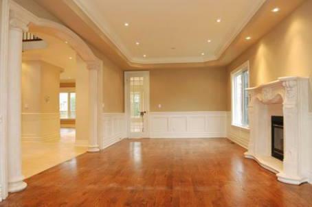 339 Hillcrest Ave, House detached with 4 bedrooms, 7 bathrooms and 4 parking in Toronto ON | Image 2