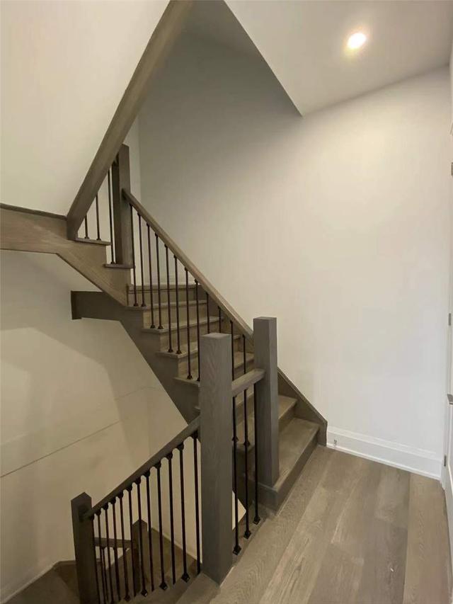 7 - 18 Greenbriar Rd, Townhouse with 3 bedrooms, 3 bathrooms and 2 parking in Toronto ON | Image 6