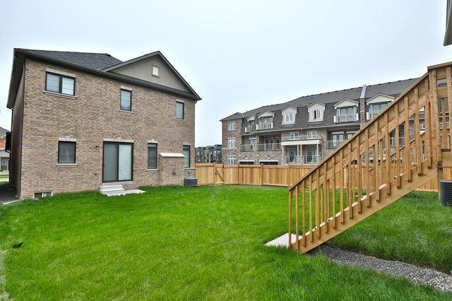 436 Wheat Boom Dr, House attached with 3 bedrooms, 3 bathrooms and 1 parking in Oakville ON | Image 19