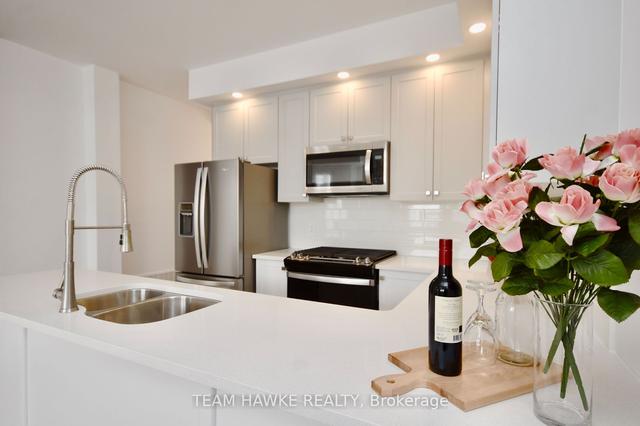 22 Allison Lane, Townhouse with 1 bedrooms, 2 bathrooms and 2 parking in Midland ON | Image 3