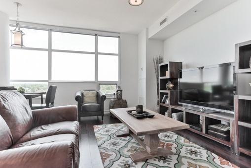 1002 - 280 Donlands Ave, Condo with 1 bedrooms, 1 bathrooms and 1 parking in Toronto ON | Image 2