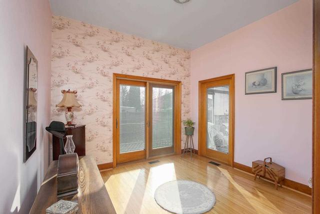 756 Lowell Ave, House detached with 2 bedrooms, 2 bathrooms and 6 parking in Newmarket ON | Image 13